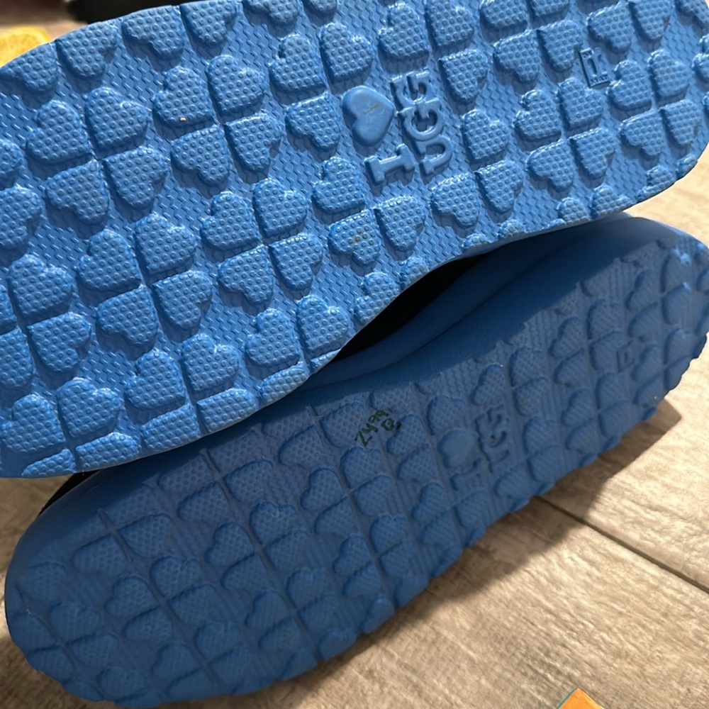 Ugg boots - Picture 5 of 7